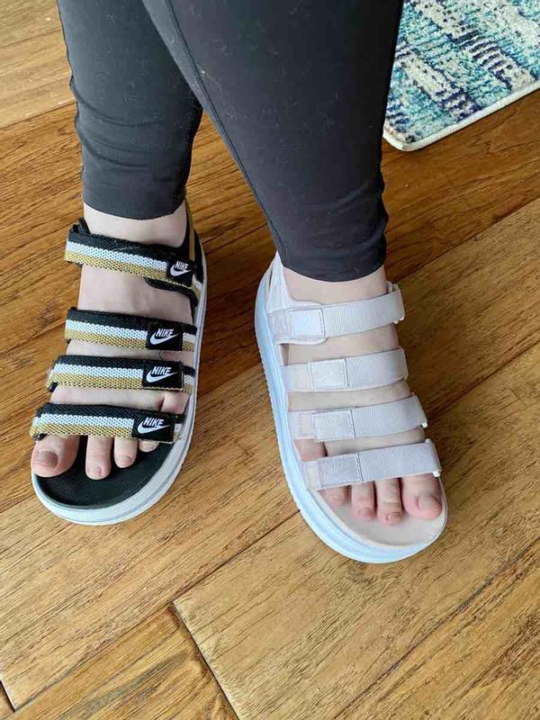 Review Thumbnail Image 0 216240042