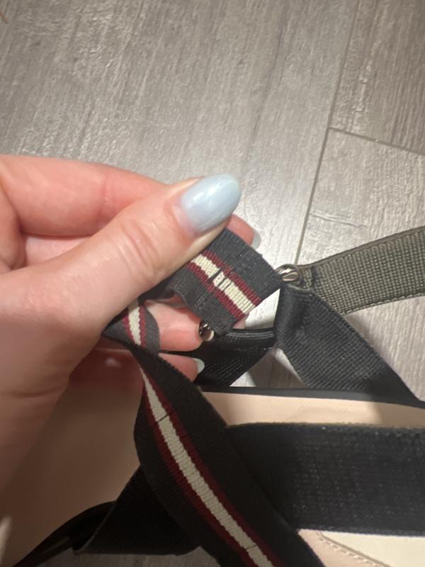 Review Thumbnail Image 0 233411809