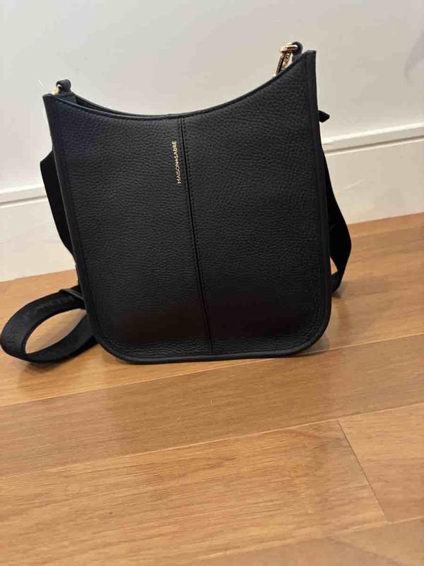 Review Thumbnail Image 0 245744979