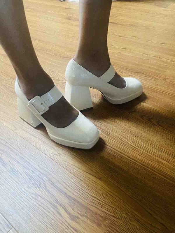 Review Thumbnail Image 2 218805881