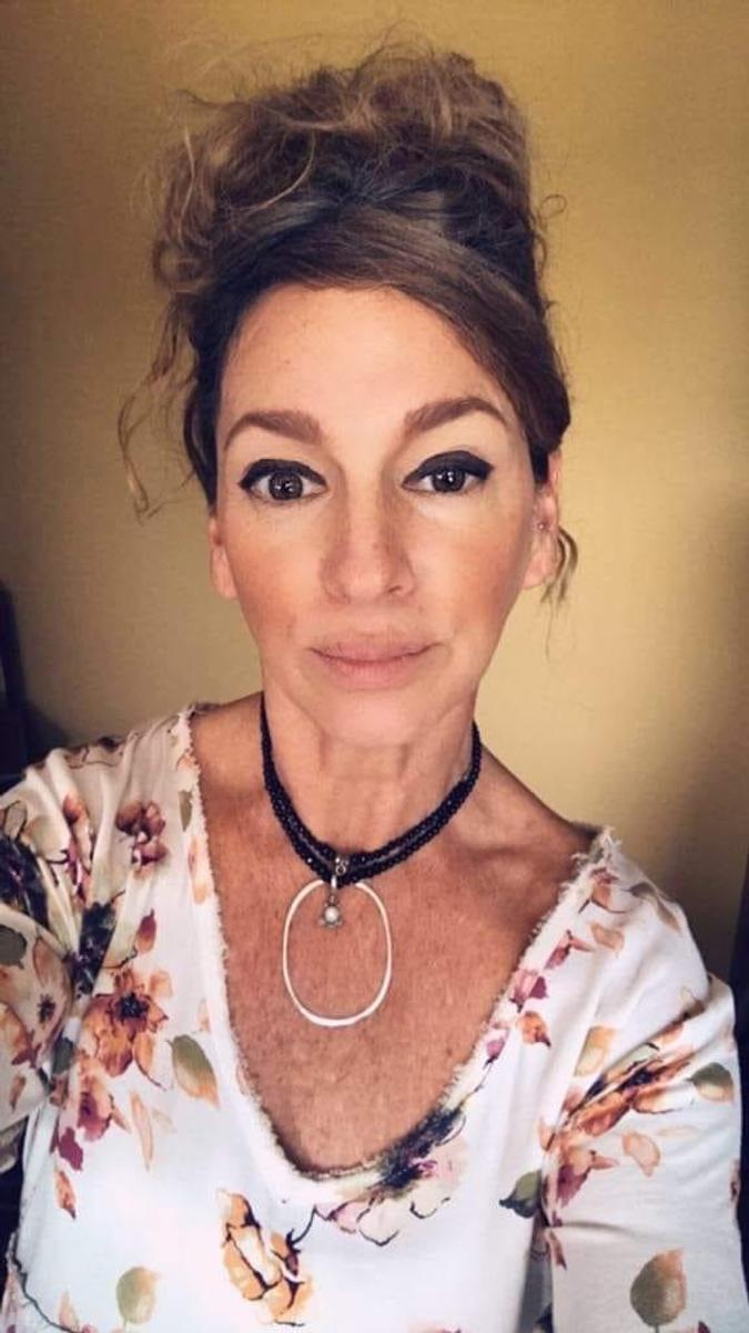 Review Thumbnail Image 0 208572403