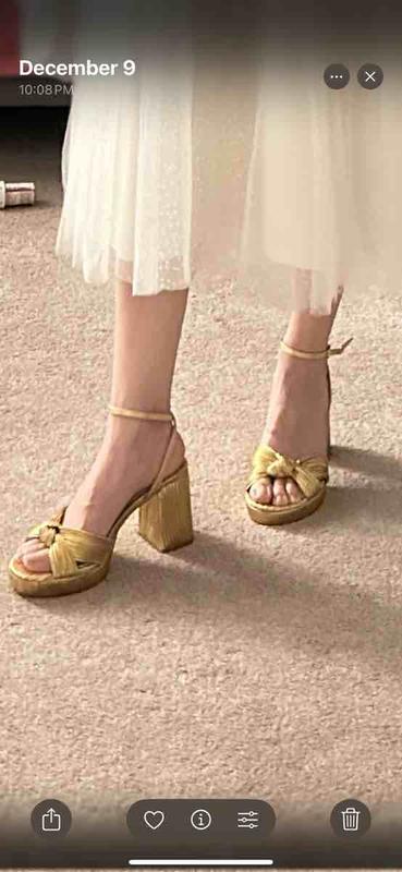 Review Thumbnail Image 0 238409421