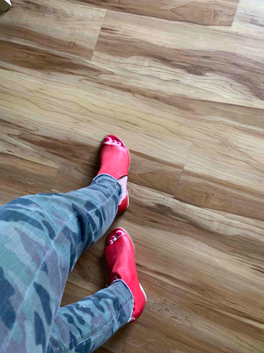 Review Thumbnail Image 1 194049662