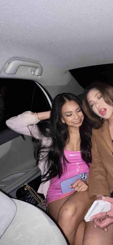 Review Thumbnail Image 1 224641243