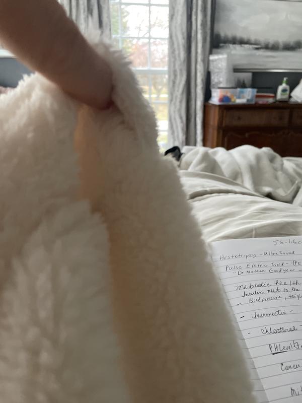 Review Thumbnail Image 2 238675779