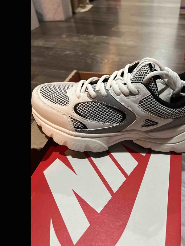 Review Thumbnail Image 0 239236840