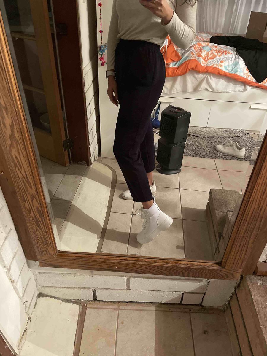 Review Thumbnail Image 0 204946885