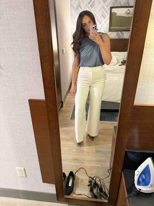 Review Thumbnail Image 0 245620595