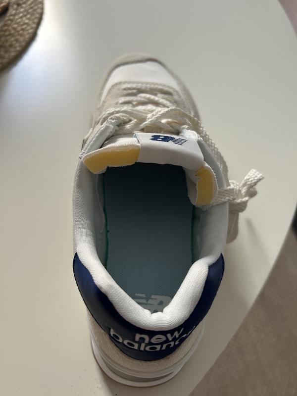 Review Thumbnail Image 0 239561575