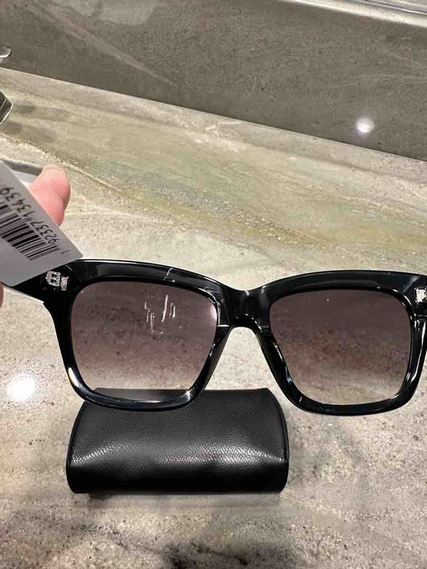 Review Thumbnail Image 0 233793743