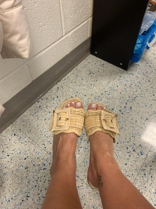 Review Thumbnail Image 0 225367758