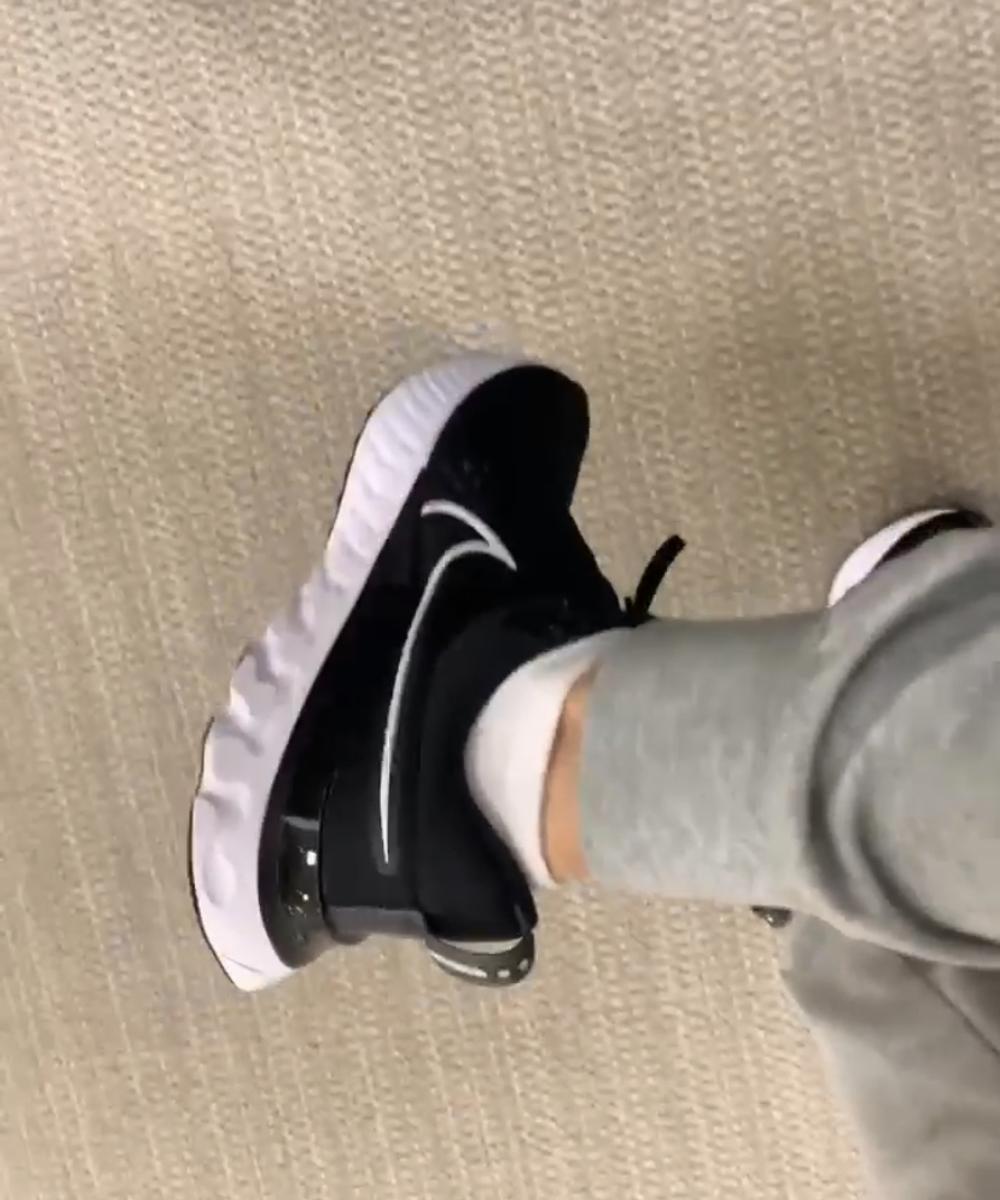 Review Thumbnail Image 0 206828403