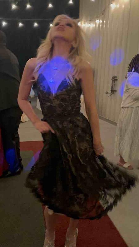 Review Thumbnail Image 0 228604778