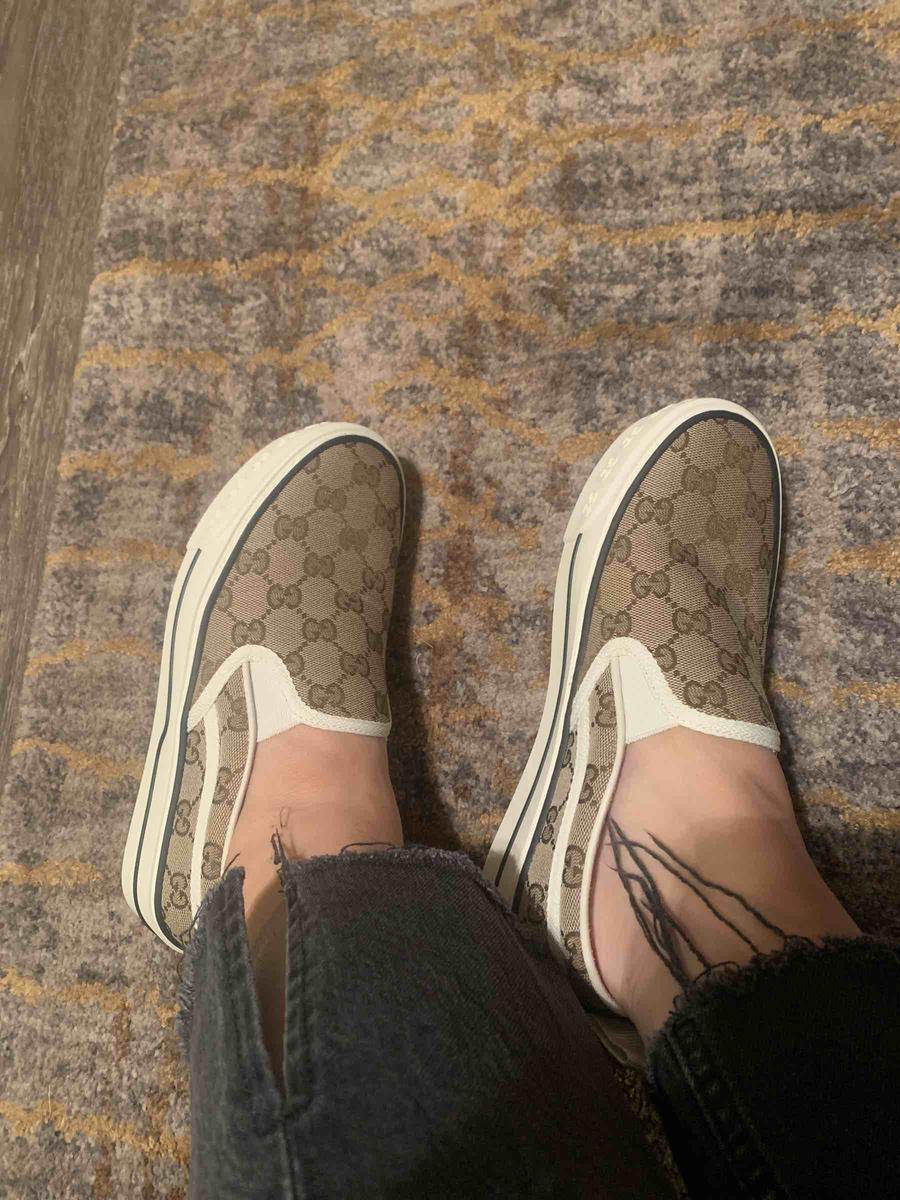 Review Thumbnail Image 0 205854844