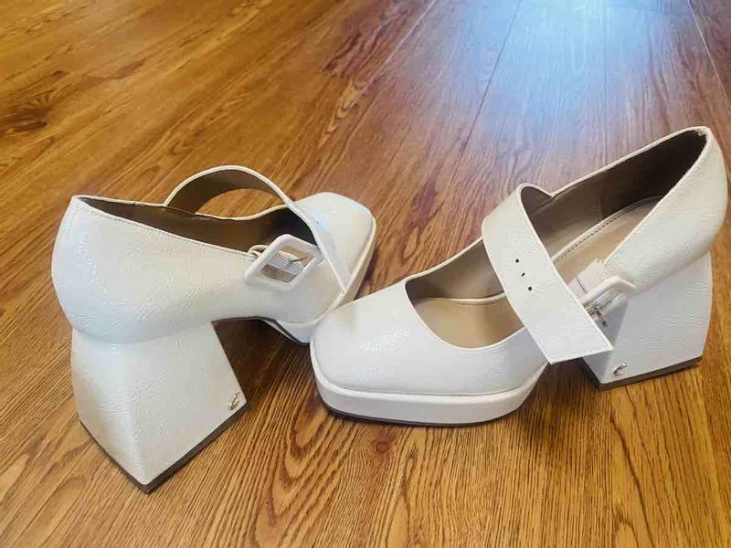 Review Thumbnail Image 0 218805881