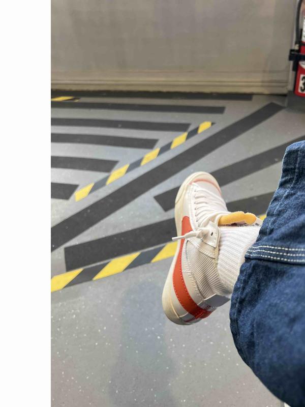 The more comfortable of this style Nike shoe.