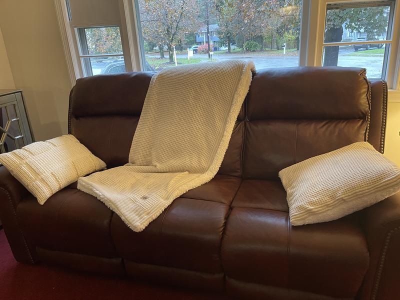 Review Thumbnail Image 0 229306632