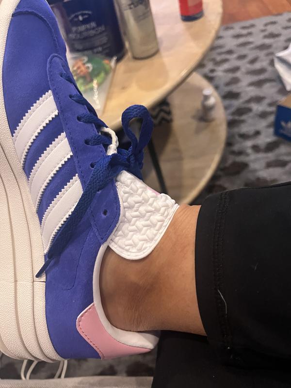 Review Thumbnail Image 1 225379376