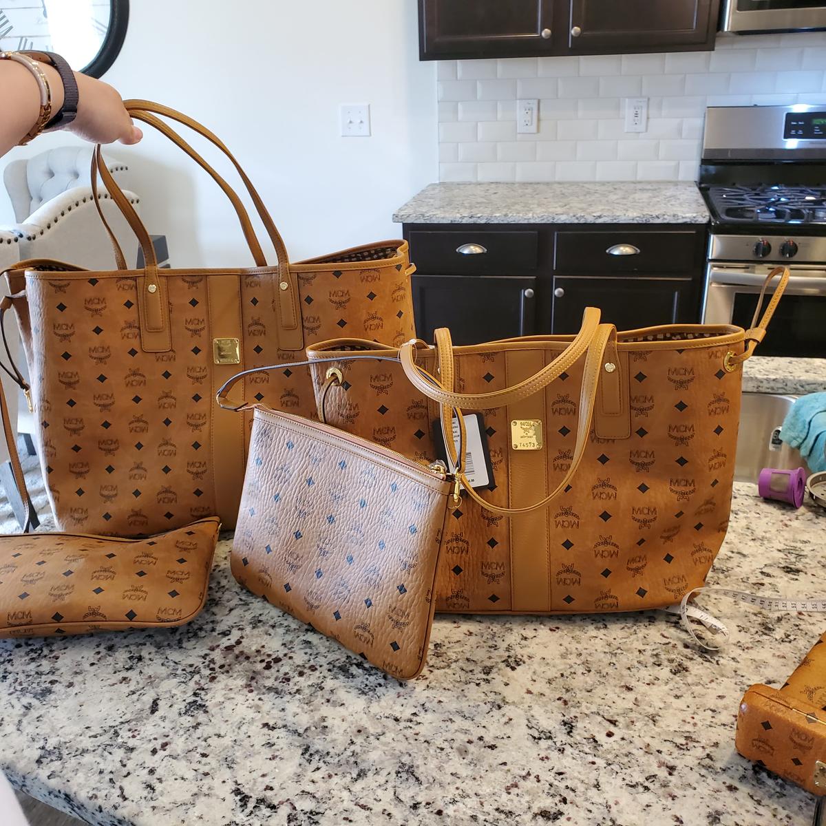 Review Thumbnail Image 0 202844348