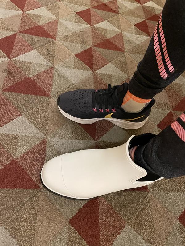 Review Thumbnail Image 0 223792329