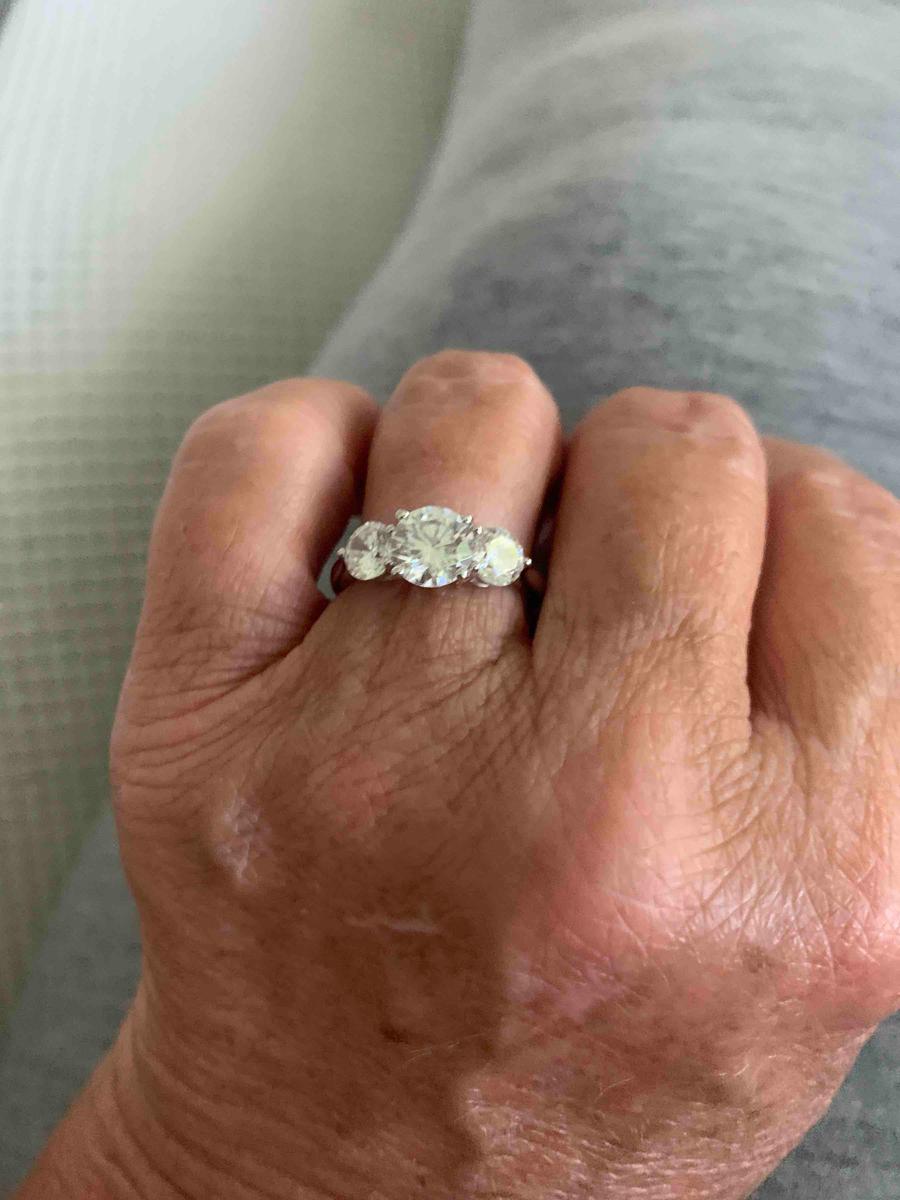 Review Thumbnail Image 0 196838528