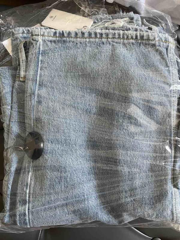 Review Thumbnail Image 1 218517695