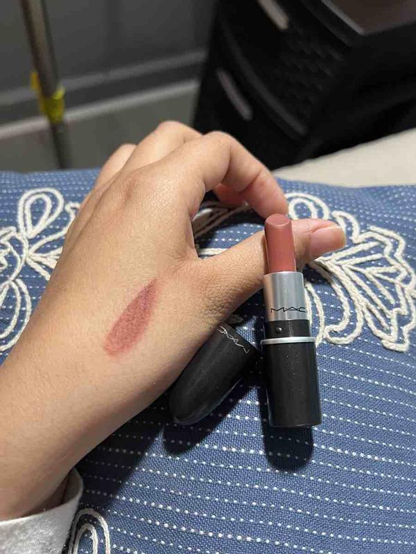 Review Thumbnail Image 0 215969204