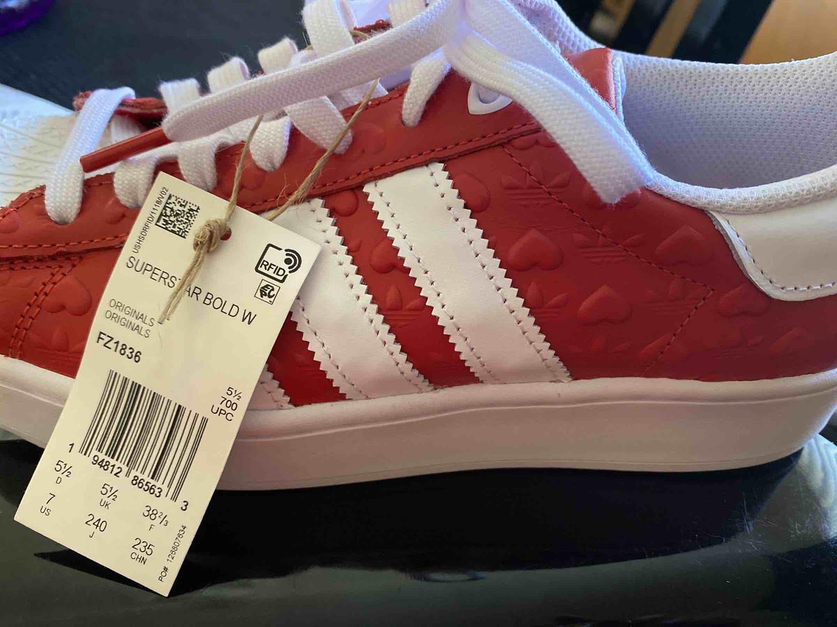 Review Thumbnail Image 0 208869082