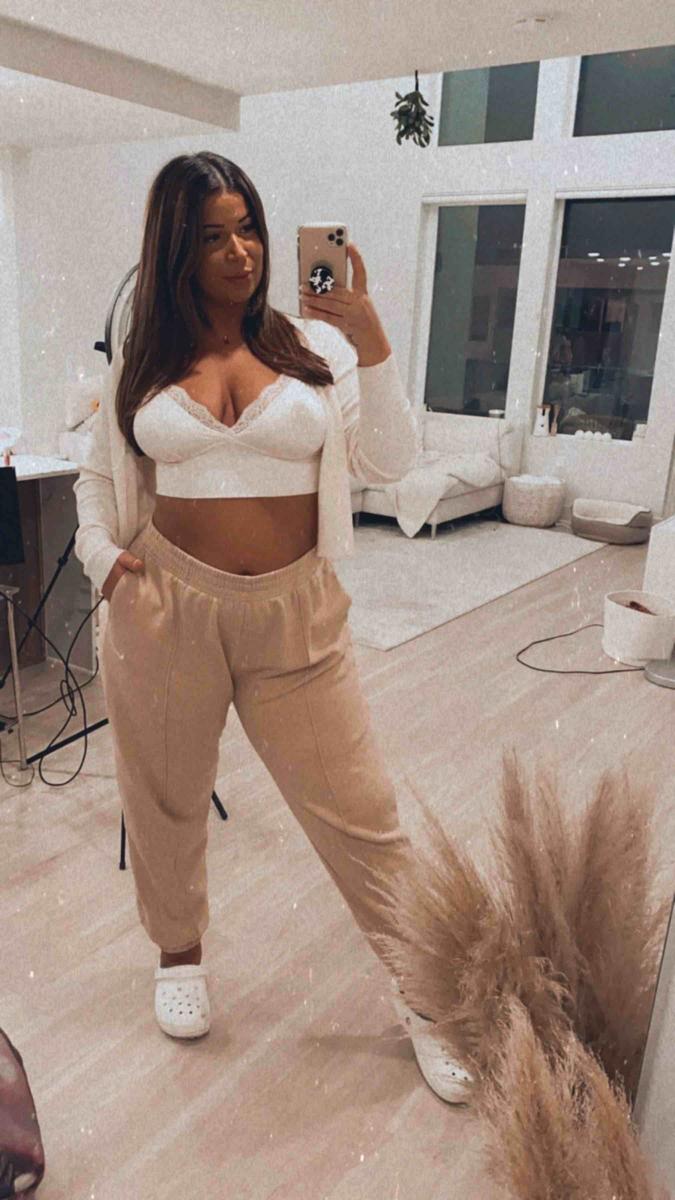 Review Thumbnail Image 0 204883913