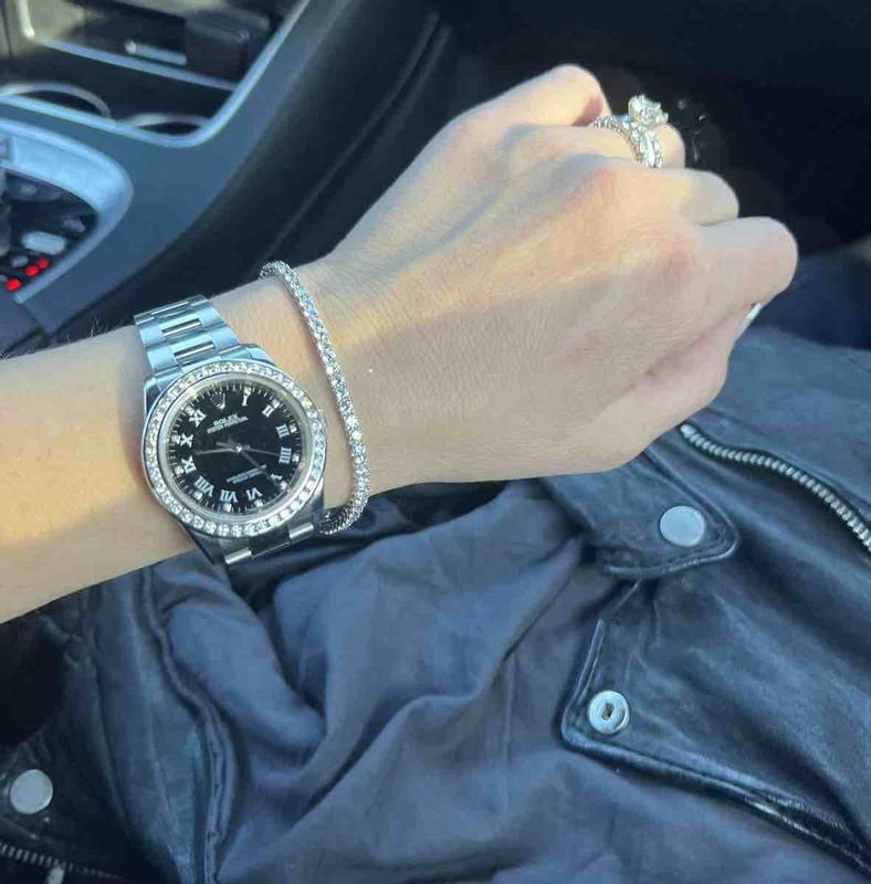 Review Thumbnail Image 0 215483183