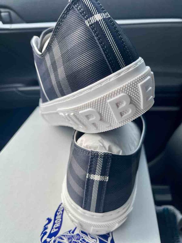 Review Thumbnail Image 3 248025760