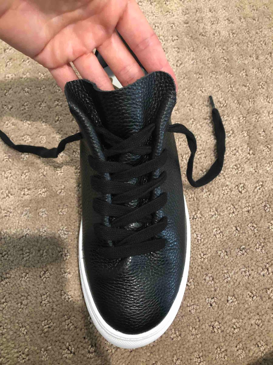 Review Thumbnail Image 0 198569357