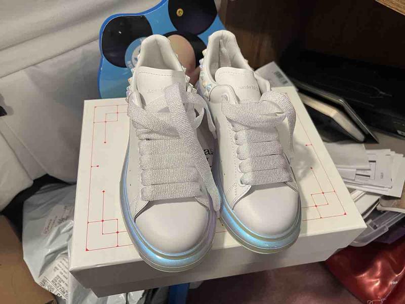 Review Thumbnail Image 1 217354268