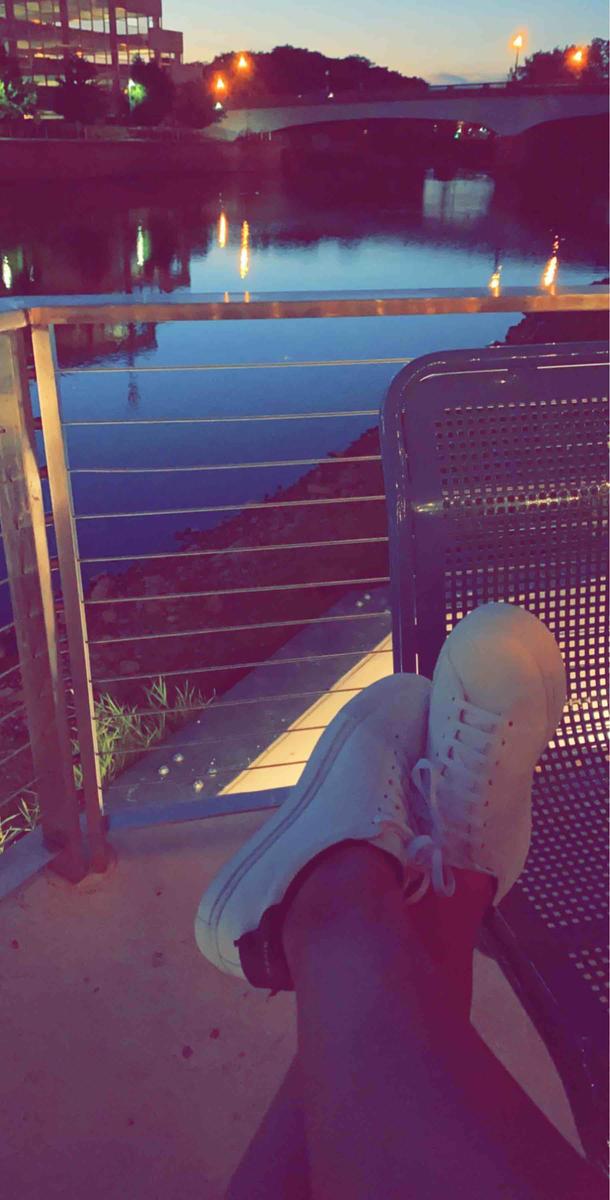 Review Thumbnail Image 0 199866749