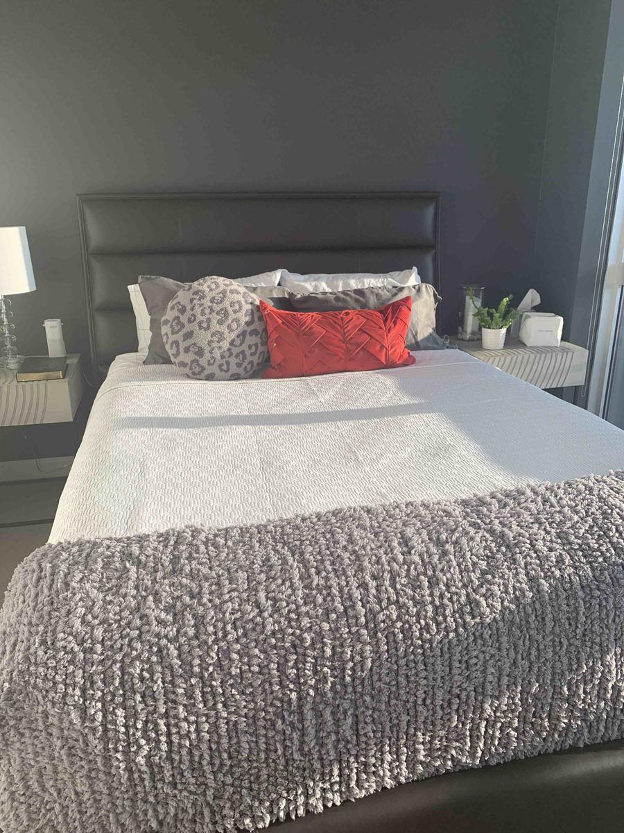 Review Thumbnail Image 0 210272491