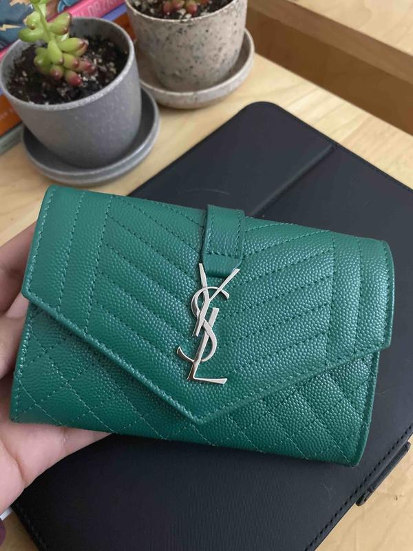 Review Thumbnail Image 0 213628851