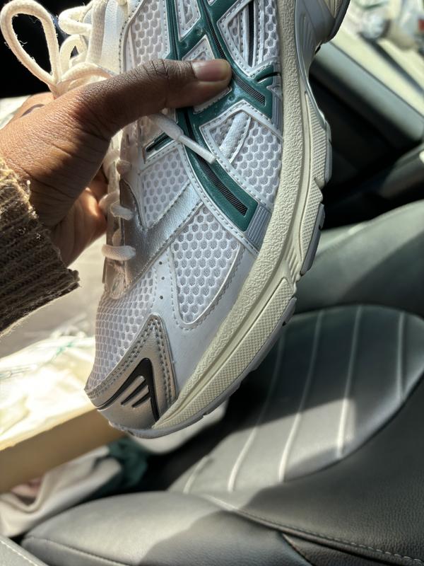 Review Thumbnail Image 2 245279365