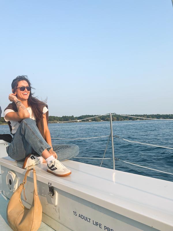 Review Thumbnail Image 0 236144921