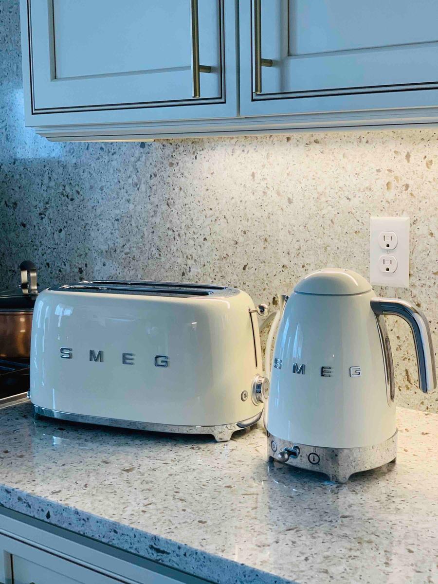 Review Thumbnail Image 0 195179670