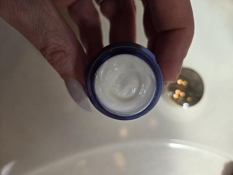 Review Thumbnail Image 0 235579960