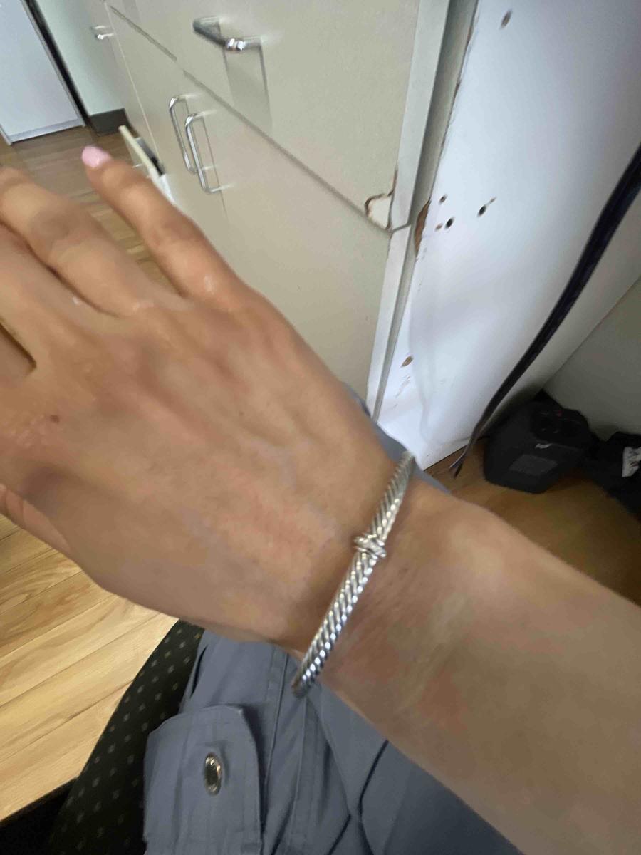 Review Thumbnail Image 0 206717559