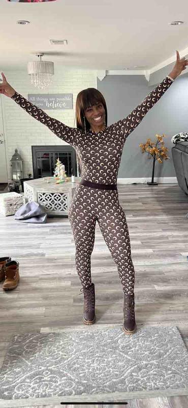 Review Thumbnail Image 0 215524098