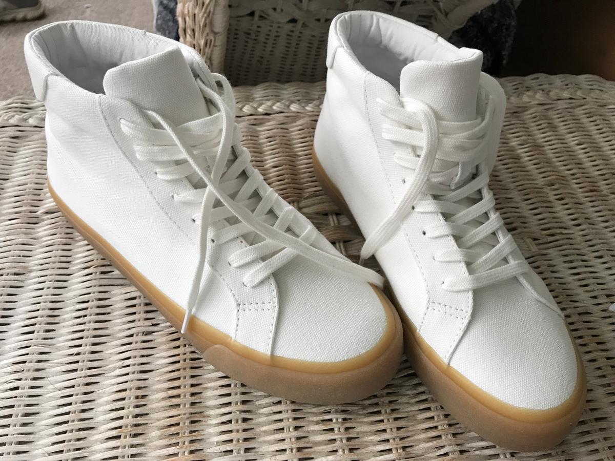 Review Thumbnail Image 0 197402906