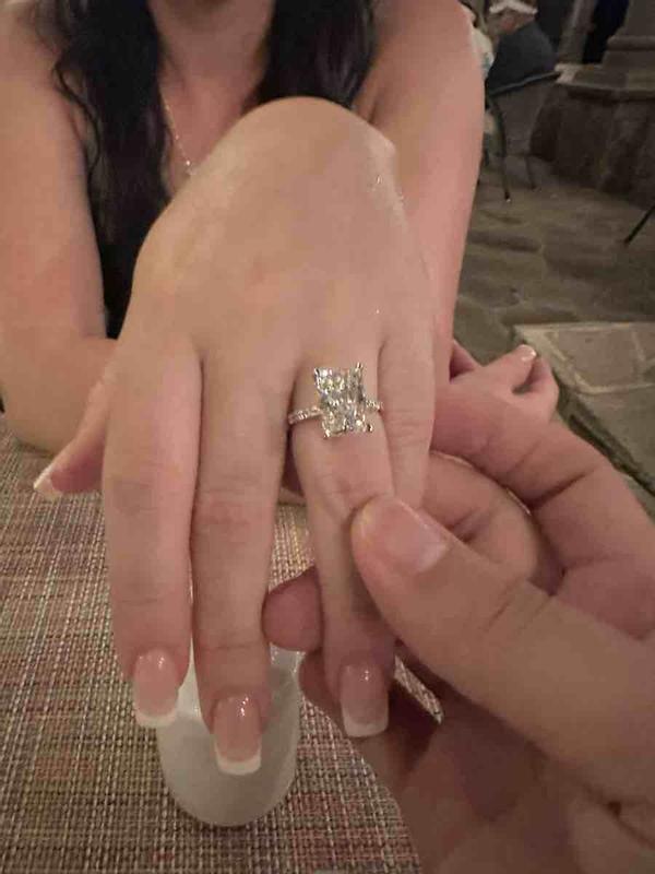 Review Thumbnail Image 0 244558657