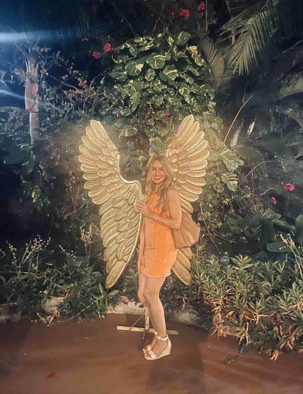 Review Thumbnail Image 0 215523625