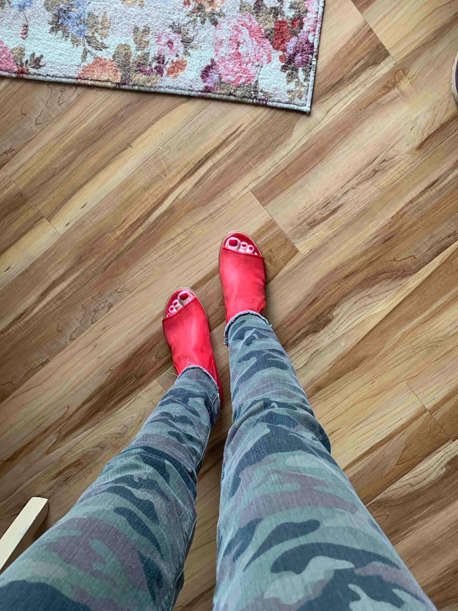 Review Thumbnail Image 0 194049662