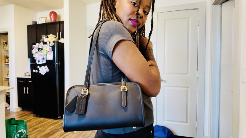 Review Thumbnail Image 2 236641889