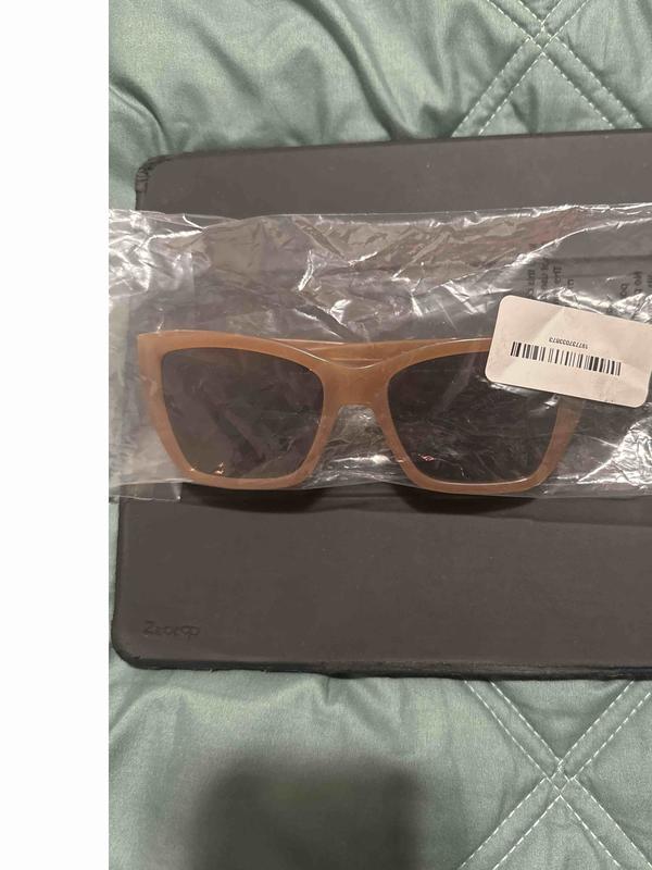 Review Thumbnail Image 0 235347012