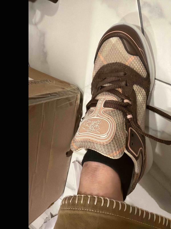 Review Thumbnail Image 1 246749936