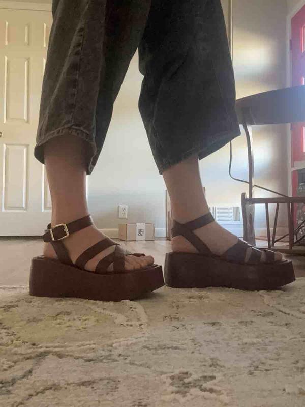 Review Thumbnail Image 0 248459416